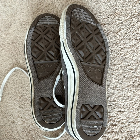 Grey converse low sneakers - Picture 5 of 5